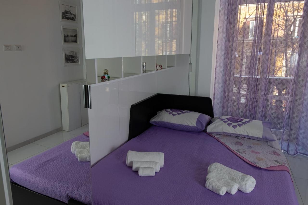 Roma Castel Nepi Home Near Colosseo Εξωτερικό φωτογραφία